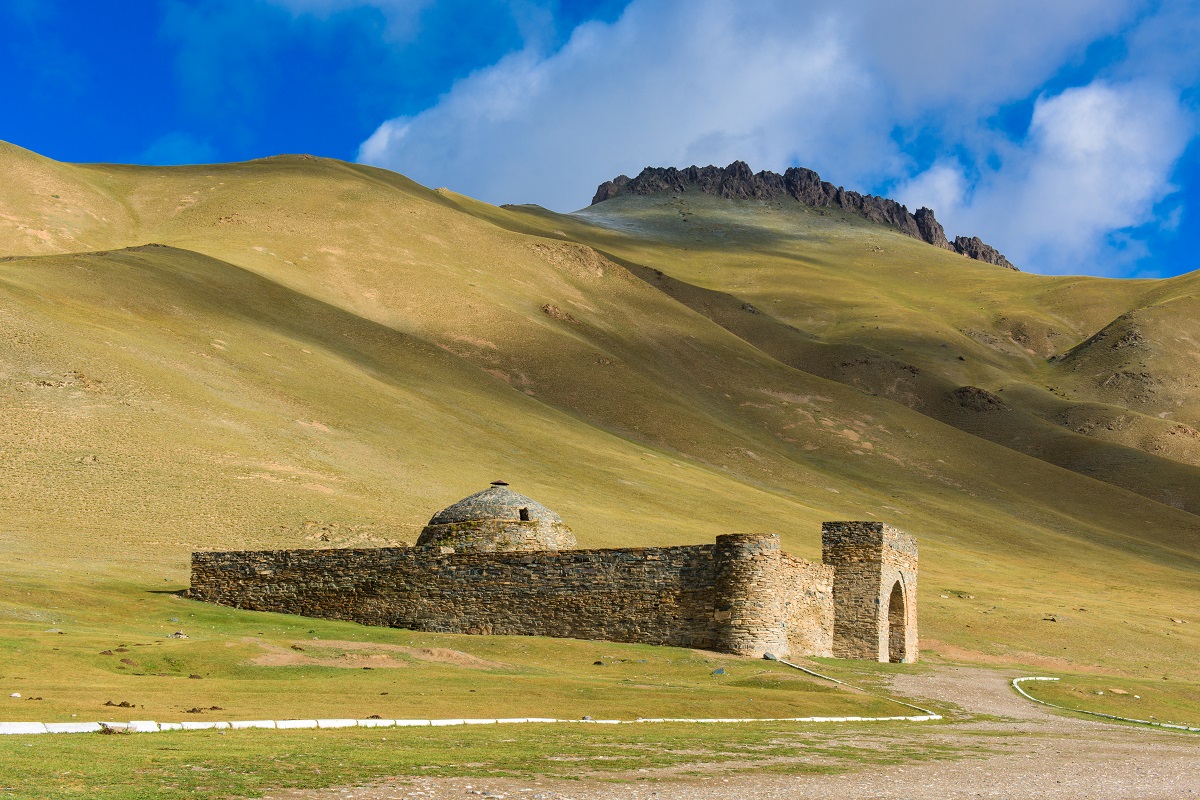 Yalangoch etuk ayollarning yuqori sifatli erotik fotosuratlari